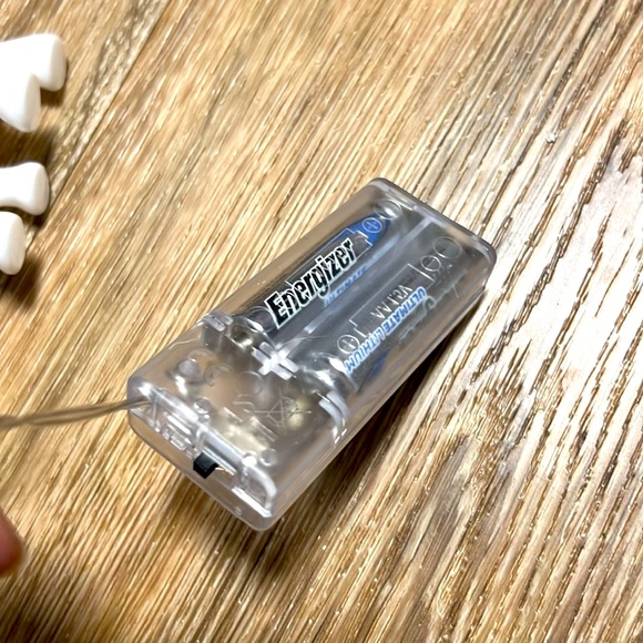 NEW! 🐘  7 FOOT WHITE PLASTIC 3” ELEPHANT STRING LIGHTS - AA BATTERY-OPERATED - Picture 6 of 7